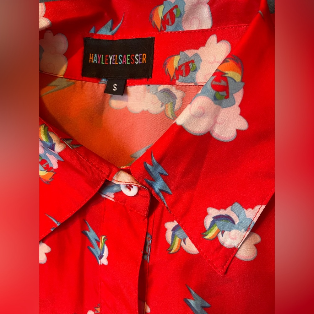 Red button down with Fun Print - Picture 3 of 3